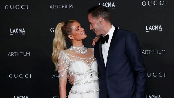 Пэрис Хилтон и Картер Милликен Реум позируют на гала-концерте LACMA Art + Film (6 ноября 2021). Лос-Анджелес - Sputnik Армения