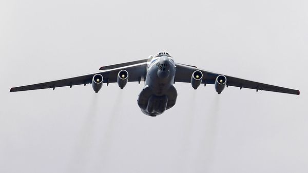 Самолет-заправщик Ил-78 во время репетиции парада Победы на военном полигоне Алабино в Московской области. - Sputnik Армения