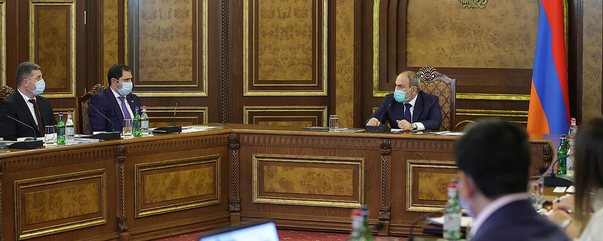 «Էնթերփրայզ Արմենիա»-ի՝ Ներդրումների աջակցման կենտրոնի գործունեությանը վերաբերյալ խորհրդակցություն վարչապետ Նիկոլ Փաշինյանի գլխավորությամբ (13 նոյեմբերի, 2021թ․). Երևան - Sputnik Արմենիա, 1920, 13.11.2021