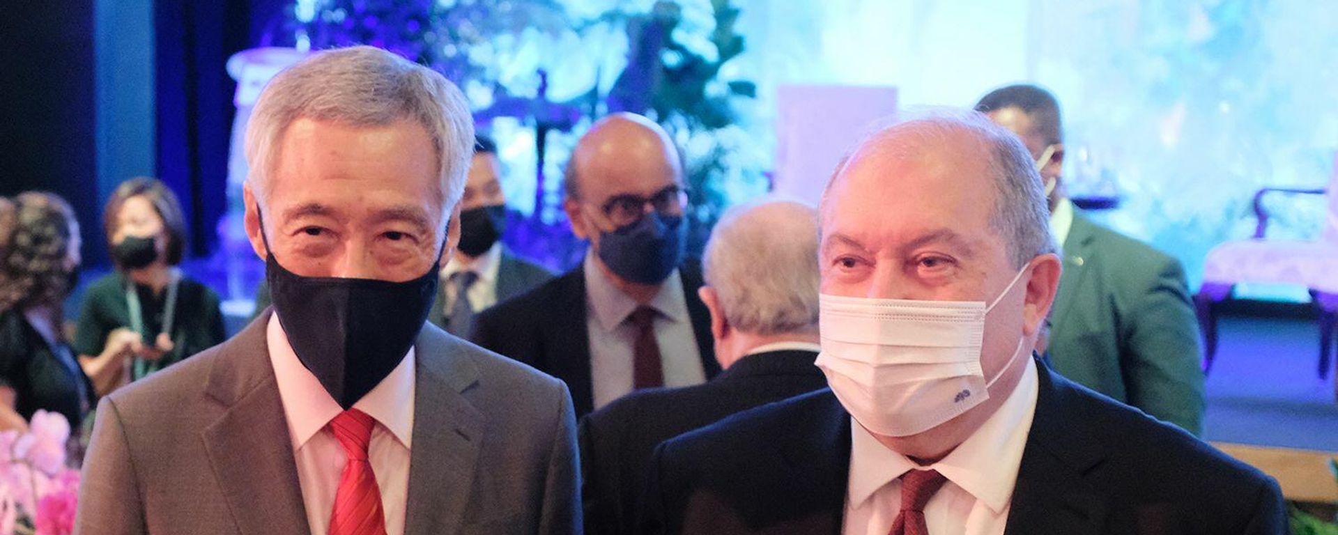 Президент Армен Саркисян на встрече с премьер-министром Сингапура Ли Сянь Луном (17 ноября 2021). Сингапур - Sputnik Армения, 1920, 17.11.2021