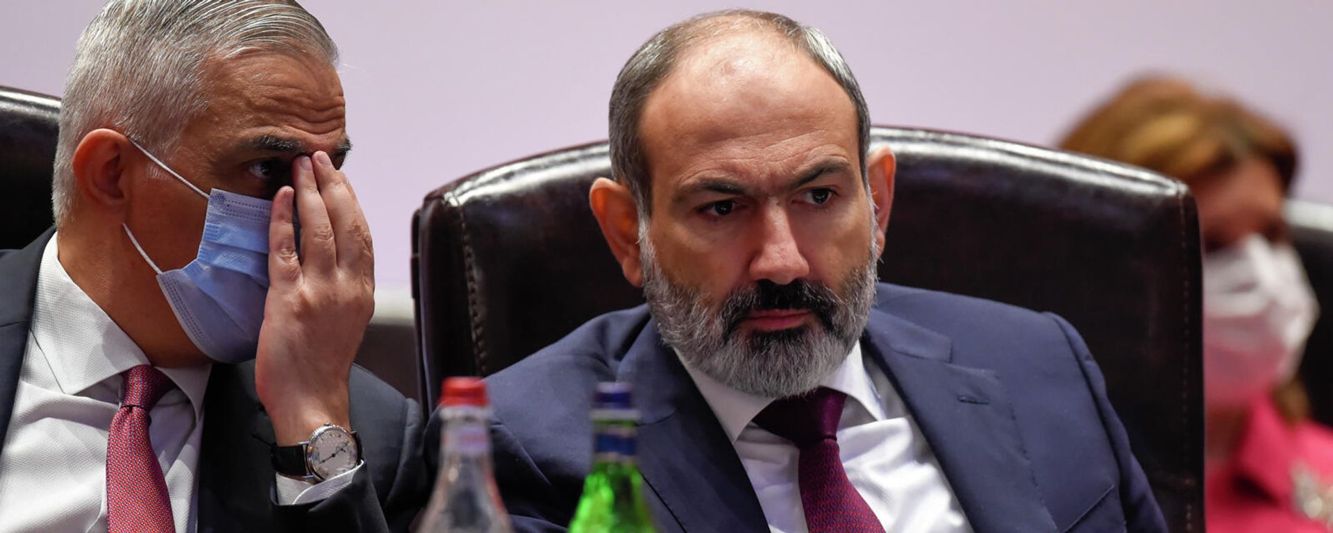 Մհեր Գրիգորյանն ու Նիկոլ Փաշինյանը - Sputnik Արմենիա, 1920, 02.12.2021