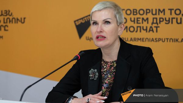 Помощник председателя Коллегии ЕЭК Ия Малкина на онлайн пресс-конференции об итогах состоявшегося в Ереване заседания Евразийского межправительственного совета (19 ноября 2021). Еревaн - Sputnik Армения