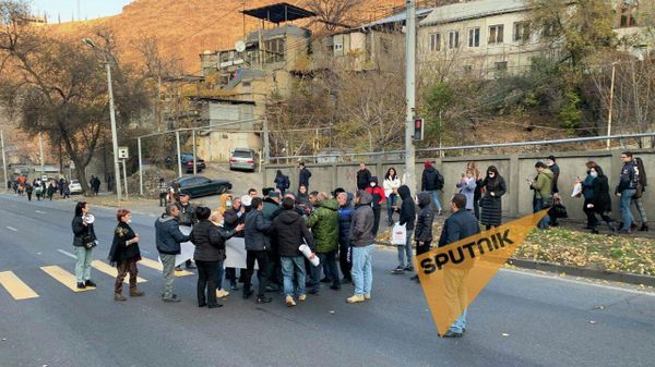 Բողոքի ակցիա Մյասնիկյան պողոտայում - Sputnik Արմենիա