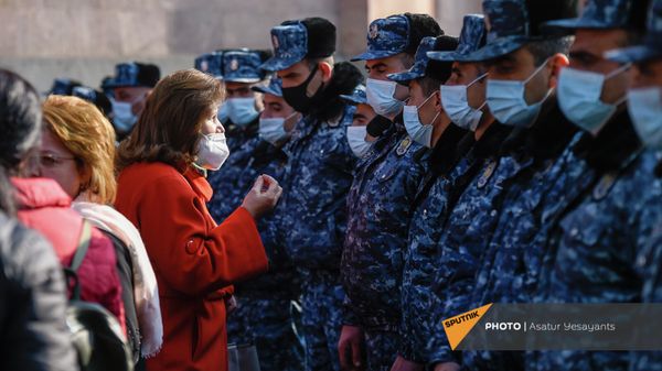 Активисты движения 5165 на площади Республики (22 ноября 2021). Еревaн - Sputnik Армения