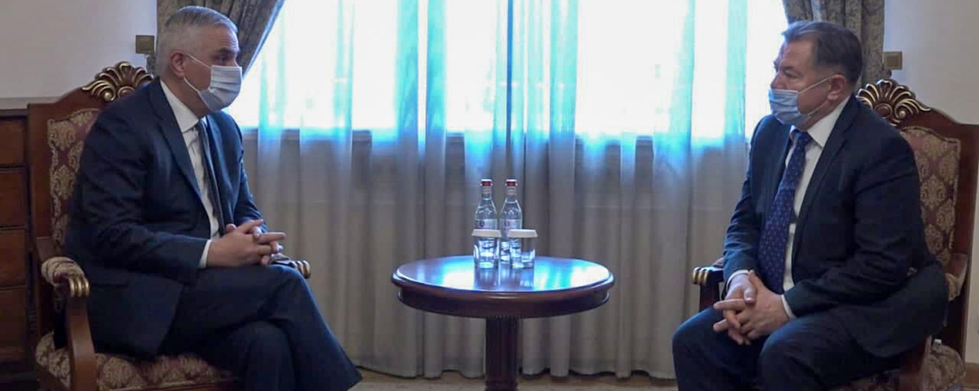 Փոխվարչապետ Մհեր Գրիգորյանն ընդունել է Եվրասիական տնտեսական հանձնաժողովի ինտեգրացիայի և մակրոտնտեսության հարցերով նախարար Սերգեյ Գլազևին (22 նոյեմբերի, 2021թ․). Երևան - Sputnik Արմենիա, 1920, 22.11.2021