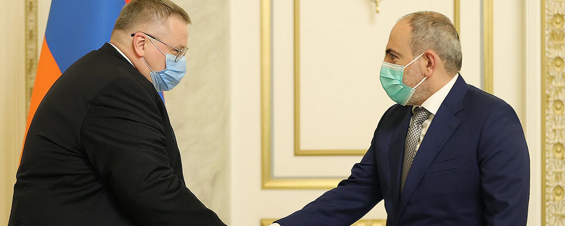 Премьер-министр Никол Пашинян встретился с вице-премьером России Алексеем Оверчуком и заместителем министра иностранных дел РФ Андреем Руденко (24 ноября 2021). Еревaн - Sputnik Армения, 1920, 24.11.2021