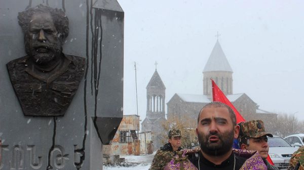 Церемония открытия парка и бюста Национального героя Армении Монте Мелконяна (25 ноября 2021). Варденис - Sputnik Армения