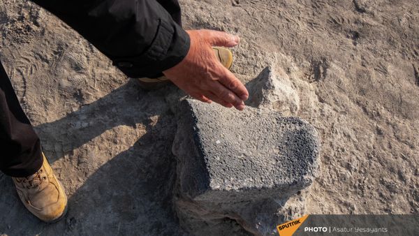 Археологические раскопки  - Sputnik Армения