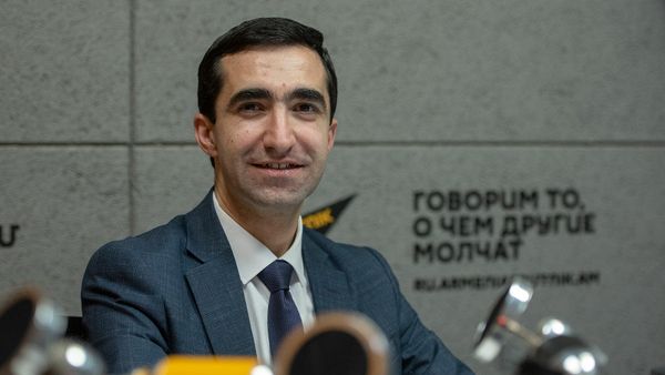 Խաչատրյան. «Թշնամի երկրի հետ ամեն կերպ տնտեսական հարաբերություններ զարգացնելն ուղղակի մոլորություն է» - Sputnik Արմենիա