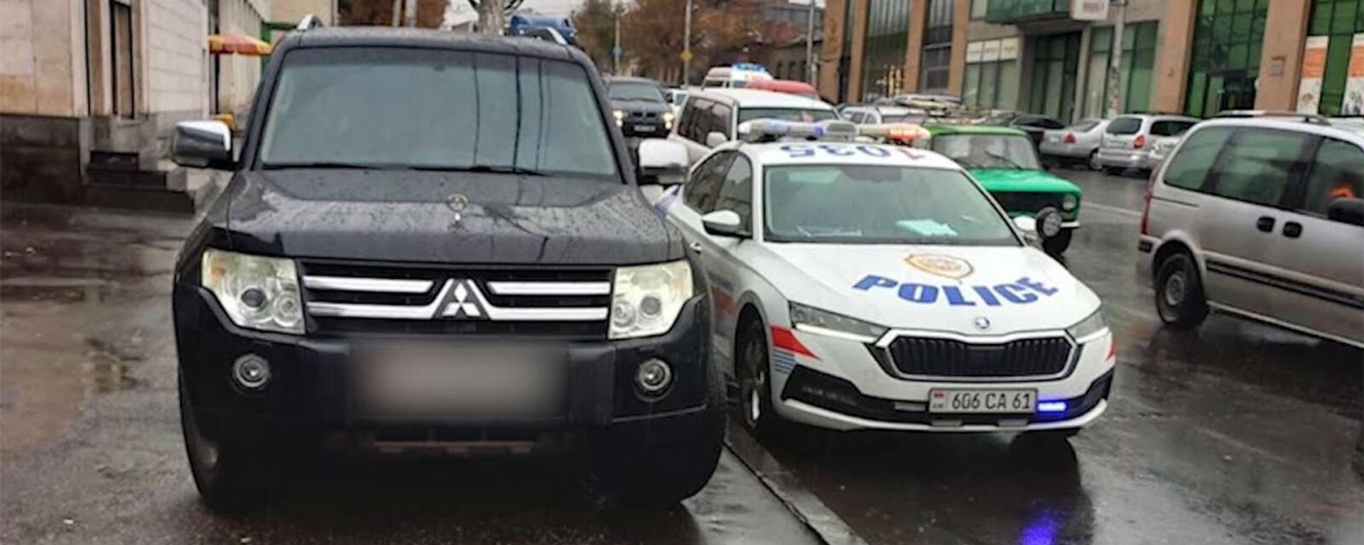 Պարեկները կաշառք տալու կասկածանքով մի տղամարդու են բերման ենթարկել - Sputnik Արմենիա, 1920, 30.11.2021