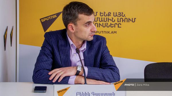Բենիկ Գալստյան - Sputnik Արմենիա