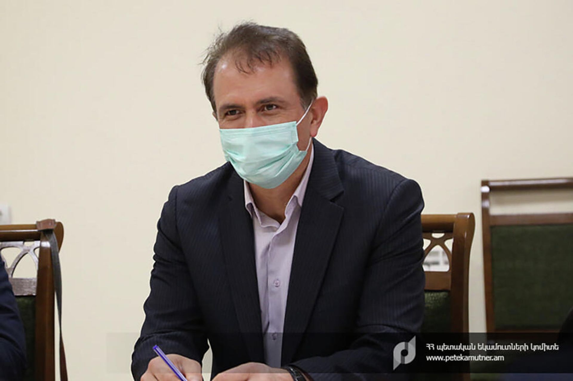 Председатель Комитета государственных доходов Рустам Бадасян встретился с прибывшей с рабочим визитом в Армению делегацией во главе с главой Таможенной службы Ирана Мехди Мирашрафи (8 декабря 2021). Мегри - Sputnik Արմենիա, 1920, 08.12.2021