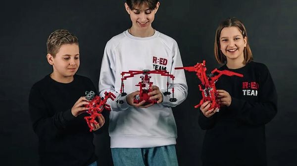 Детские инженерные конструкторы компании R:ED (Robotics Education) - Sputnik Армения