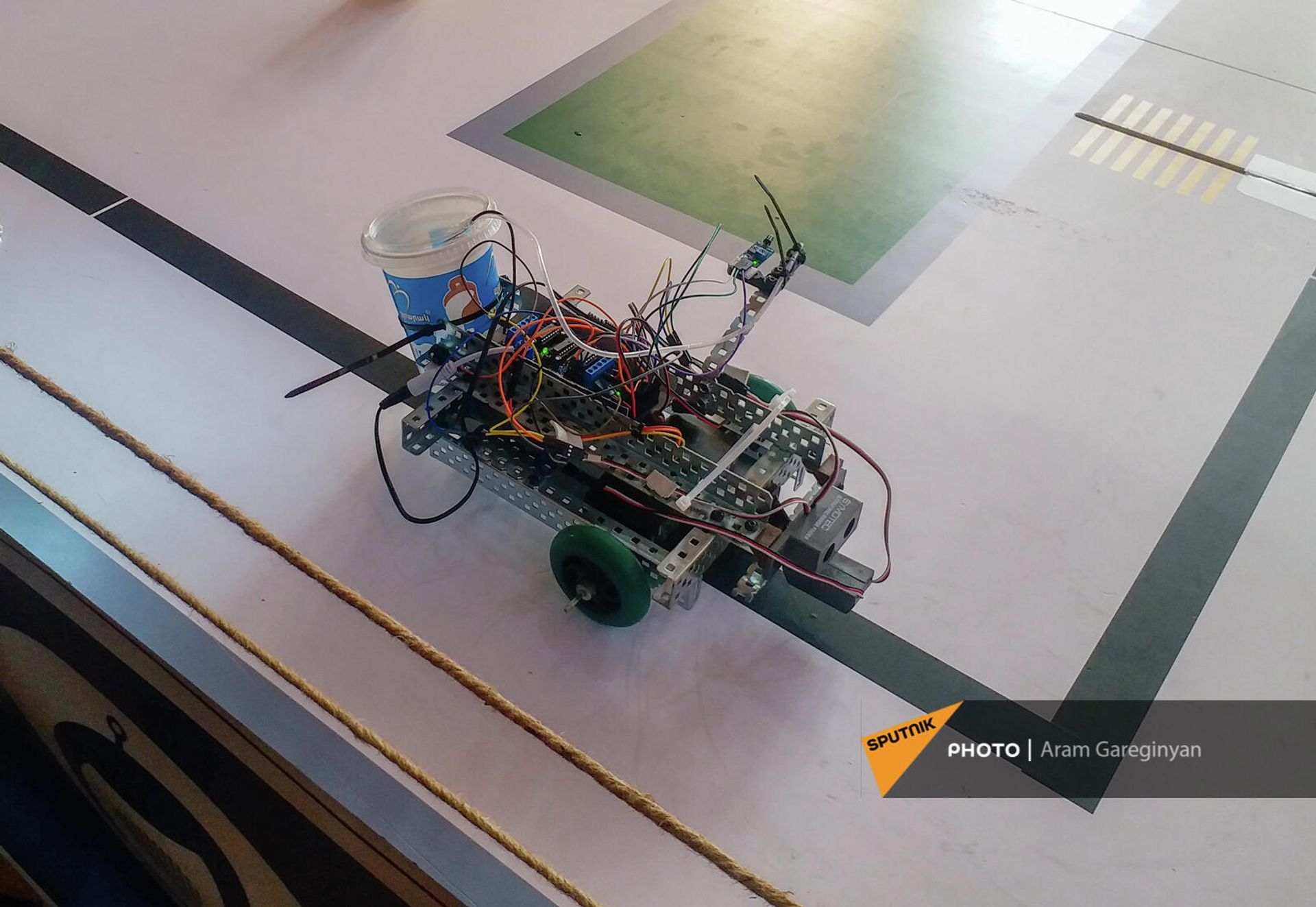 Республиканский школьный конкурс робототехники ArmRobotics в Ереване - Sputnik Армения, 1920, 13.12.2021
