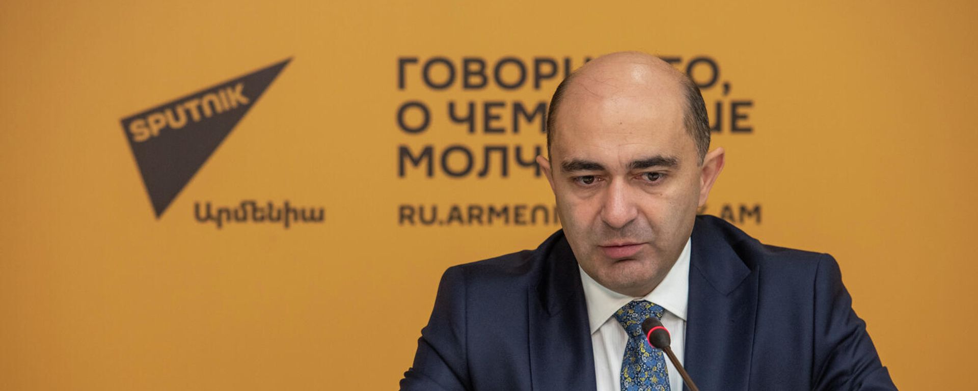 Пресс-конференция лидера партии Просвещенная Армения Эдмона Марукяна по итогам года (16 декабря 2021). Еревaн - Sputnik Армения, 1920, 16.12.2021