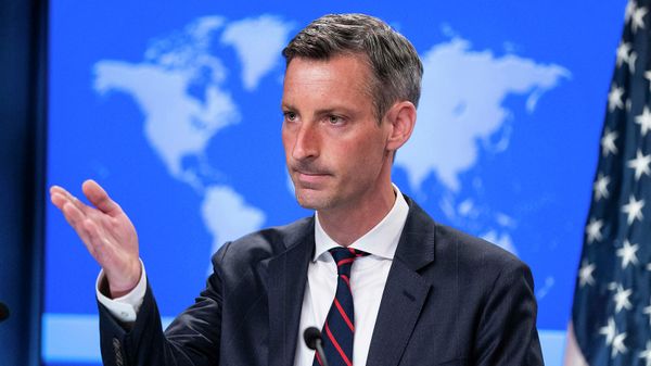 Официальный представитель Госдепартамента США Нед Прайс проводит брифинг для прессы (16 августа 2021). Вашингтон - Sputnik Армения