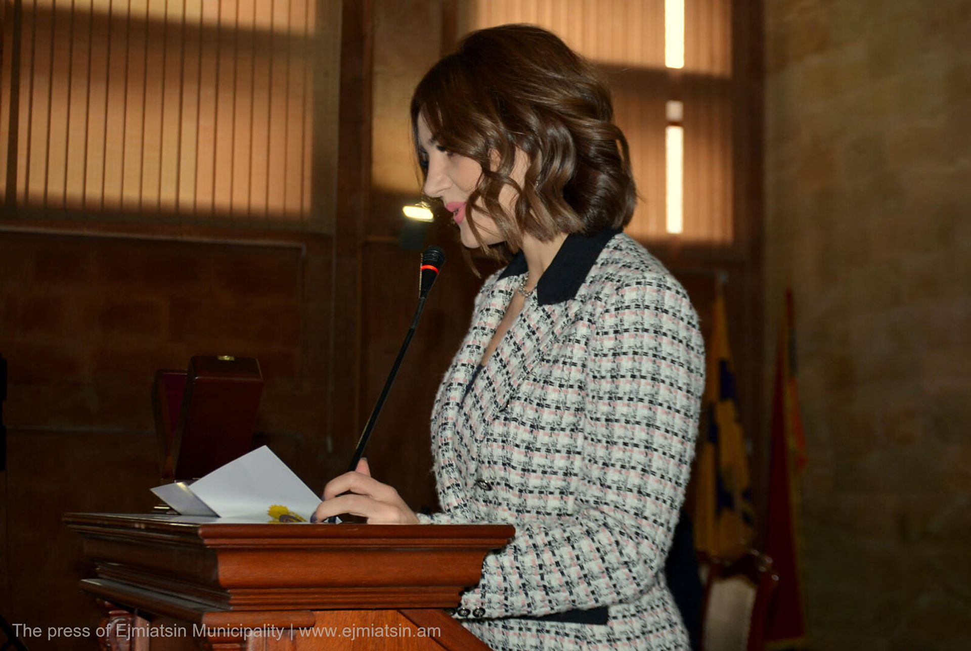 Վաղարշապատի համայնքի ղեկավար Դիանա Գասպարյանի երդմնալակության արարողություն (17 դեկտեմբերի․ 2021թ). Էջմիածին - Sputnik Արմենիա, 1920, 17.12.2021