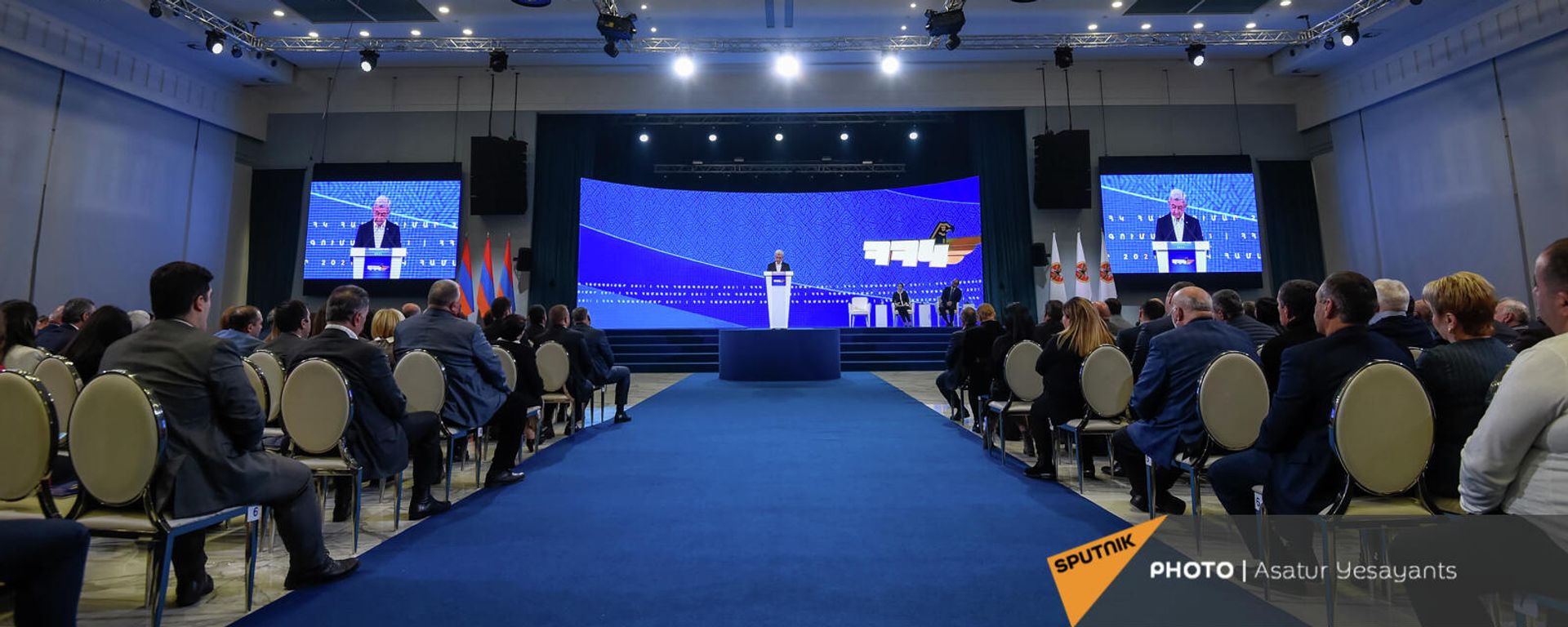 Հայաստանի հանրապետական կուսակցության նախագահ Սերժ Սարգսյանի ելույթը կուսակցության 17-րդ համագումարի ժամանակ (18 դեկտեմբերի, 2021թ). Երևան - Sputnik Արմենիա, 1920, 18.12.2021
