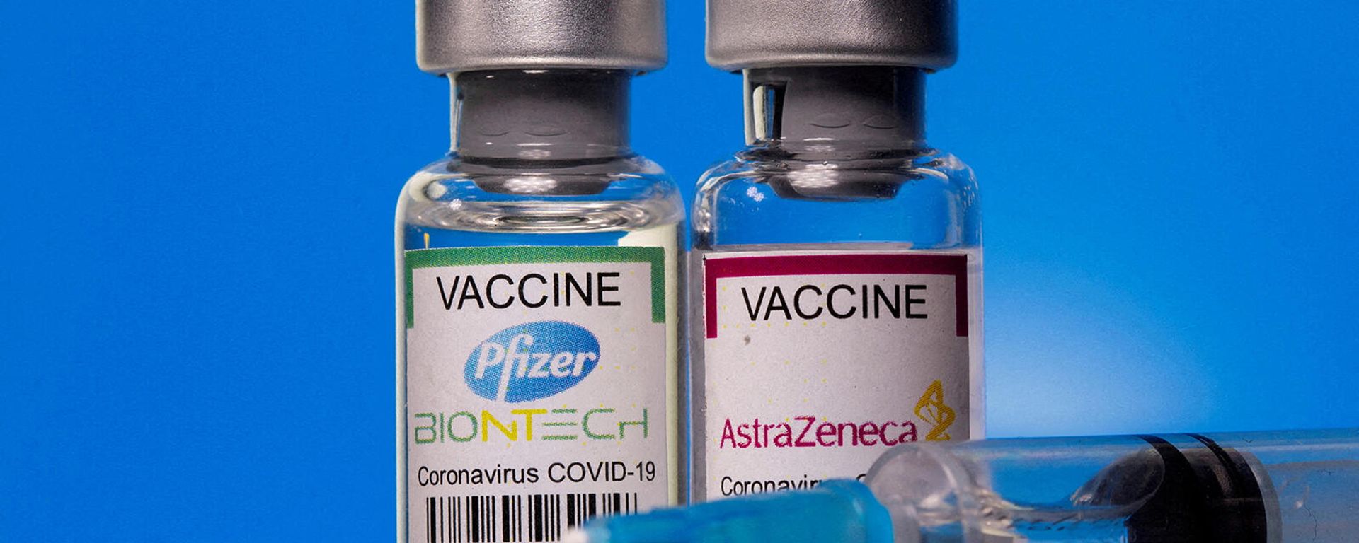 Pfizer և AstraZeneca պատվաստանյութեր - Sputnik Արմենիա, 1920, 18.12.2021