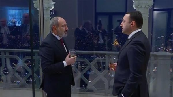 Վրաստանի վարչապետ Իրակլի Ղարիբաշվիլին աշխատանքային ընթրիք է կազմակերպել իր հայ գործընկեր Նիկոլ Ֆաշինյանի հետ։ - Sputnik Армения