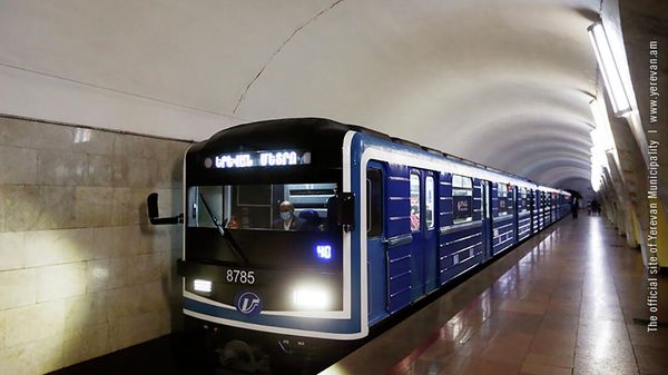 Новые вагоны для Ереванского метрополитена - Sputnik Армения
