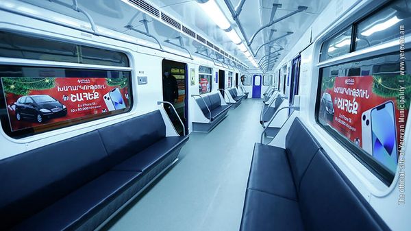Новые вагоны для Ереванского метрополитена - Sputnik Армения