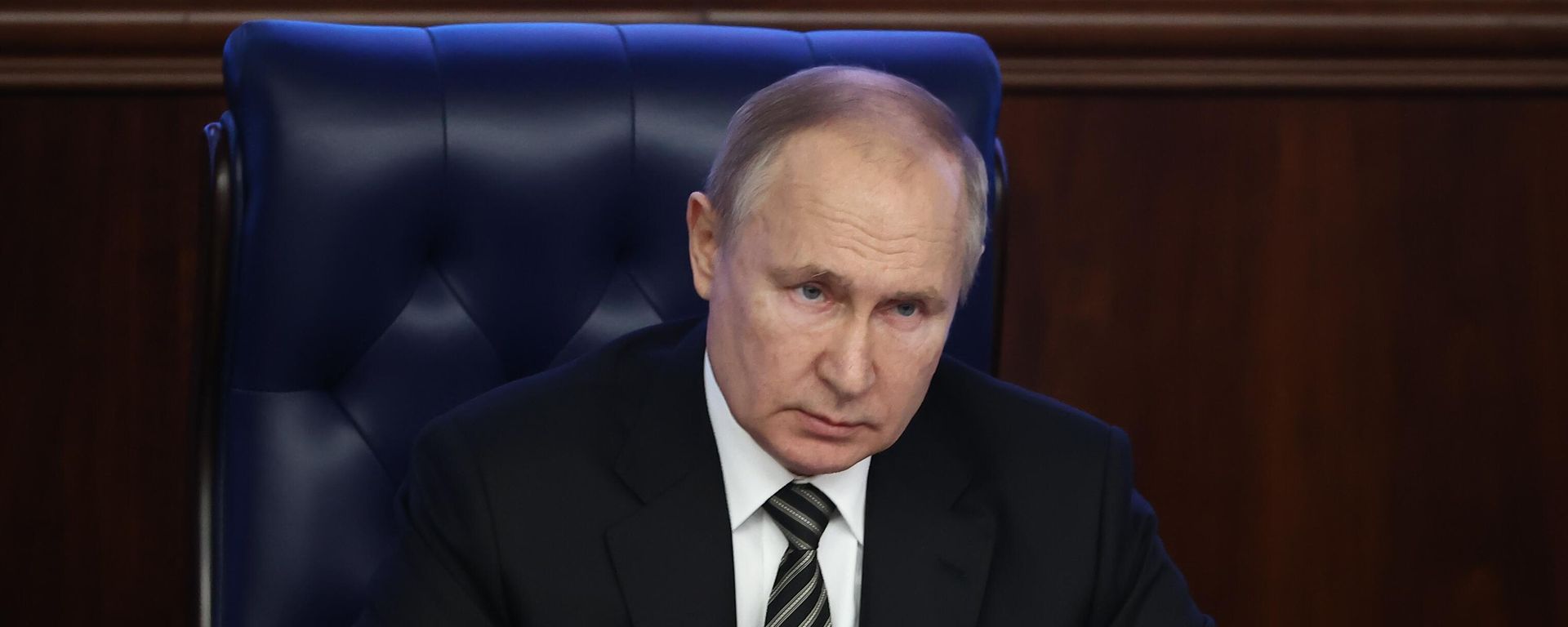 Президент РФ Владимир Путин на расширенном заседании коллегии МО РФ - Sputnik Армения, 1920, 10.01.2022