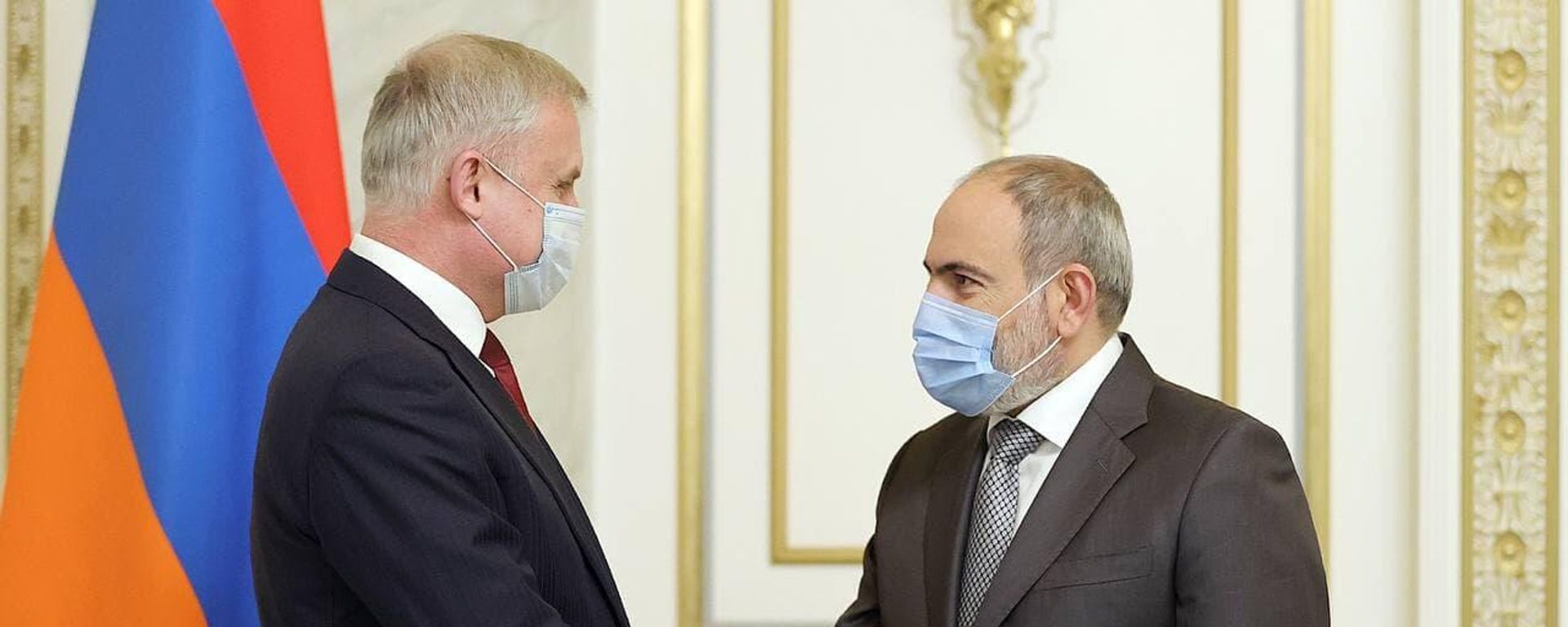 Վարչապետ Նիկոլ Փաշինյանն ընդունել է Հավաքական անվտանգության պայմանագրի կազմակերպության գլխավոր քարտուղար Ստանիսլավ Զասին: - Sputnik Արմենիա, 1920, 23.12.2021