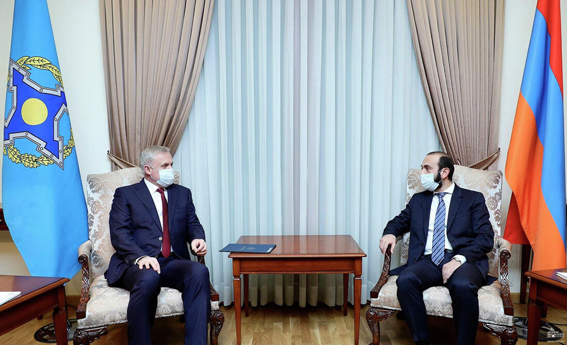 ՀՀ ԱԳ նախարար, ՀԱՊԿ արտաքին գործերի նախարարների խորհրդի նախագահող Արարատ Միրզոյանն ընդունել է ՀԱՊԿ գլխավոր քարտուղար Ստանիսլավ Զասին - Sputnik Արմենիա, 1920, 23.12.2021