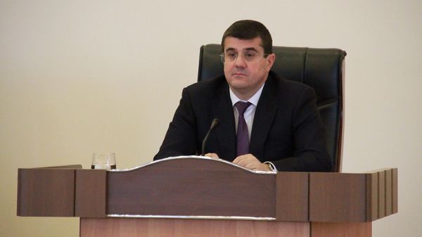 Президент Карабаха Араик Арутюнян на очередном заседании Национального собрания Карабаха (23 декабря 2021). Степанакерт - Sputnik Армения
