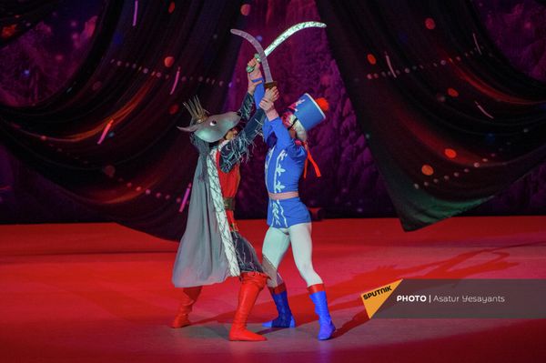 «Մարդուկ-ջարդուկը» բալետը Ա․Սպենդիարյանի անվան օպերայի և բալետի թատրոնի բեմում - Sputnik Արմենիա