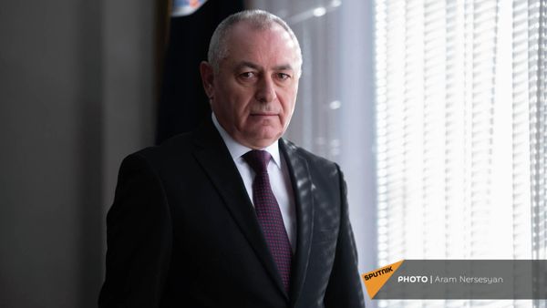 ՀՀ Արտակարգ իրավիճակների նախարար Անդրանիկ Փիլոյան - Sputnik Արմենիա