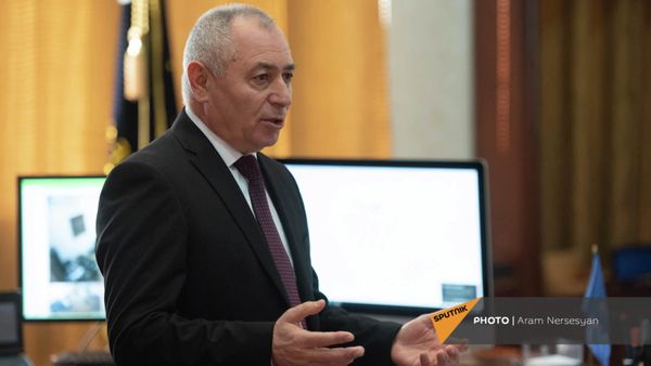 ՀՀ Արտակարգ իրավիճակների նախարար Անդրանիկ Փիլոյան - Sputnik Արմենիա