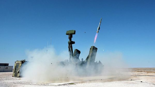 Залп системы ПВО Hisar-A на комплексе Defense Industries в провинции Аксарай в центральной Турци - Sputnik Армения