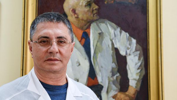 Главврач ГКБ им. Жадкевича Александр Мясников - Sputnik Армения