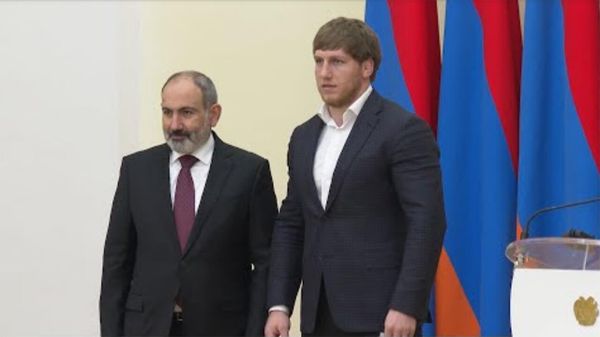 Վարչապետը պարգևատրել է 2021 թվականի 10 լավագույն մարզիկներին - Sputnik Արմենիա