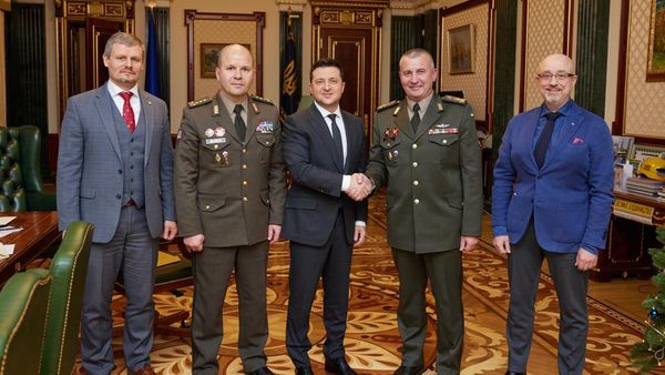 Президент Украины Владимир Зеленский назначил командующим Силами территориальной обороны ВСУ Юрия Галушкина - Sputnik Армения