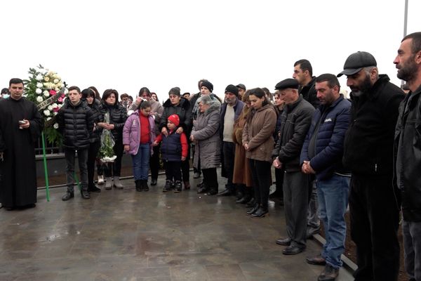 Բերդավանում բացվել է 44-օրյա պատերազմում զոհվածների հիշատակին նվիրված հուշահամալիր - Sputnik Արմենիա