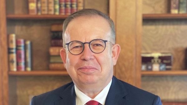 Президент Турецкого центра изучения глобальных военно-морских стратегий и бывший начальник штаба ВМС адмирал Джихат Яйчи - Sputnik Армения