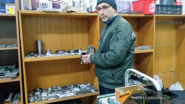 Ваан Исаджанян, соавтор модели солдата-робота - Sputnik Армения