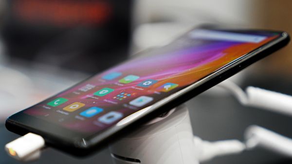 Xiaomi խանութում ցուցադրված հեռախոս - Sputnik Արմենիա