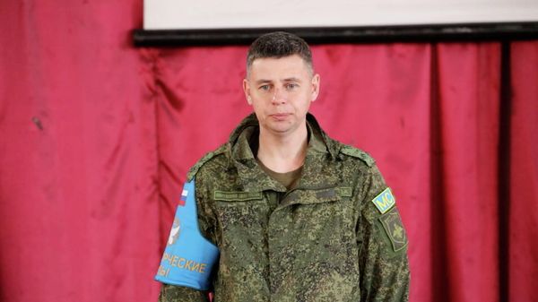 Российские миротворцы провели урок «Мира» и подарили подарки более 50 школьникам школы им. Сахарова в Нагорном Карабахе - Sputnik Армения