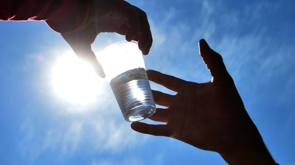 Стакан воды  - Sputnik Армения