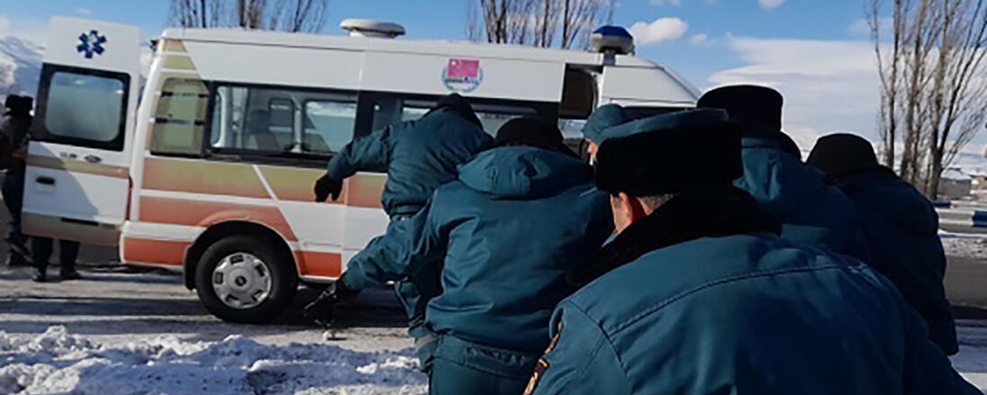 ДТП на автотрассе Ереван - Севан - Sputnik Армения, 1920, 18.01.2022