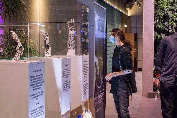 Прототипы протезов рук стартапа ArmBionics Прототипы протезов рук стартапа ArmBionics - Sputnik Армения