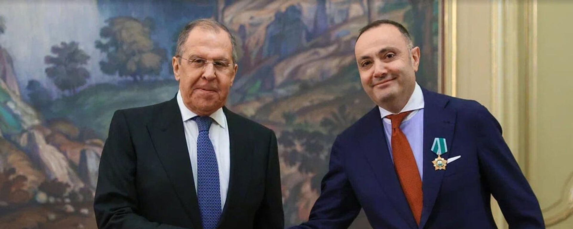 Министр иностранных дел России Сергей Лавров вручил послу Армении Вардану Тоганяну орден Дружбы (19 января 2022). Москвa - Sputnik Армения, 1920, 19.01.2022