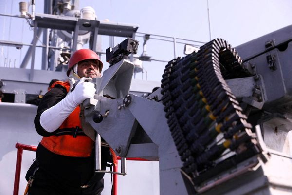 Морской пехотинец Ирана участвует в совместных учениях России, ИРИ и Китая CHIRU-2022. - Sputnik Армения
