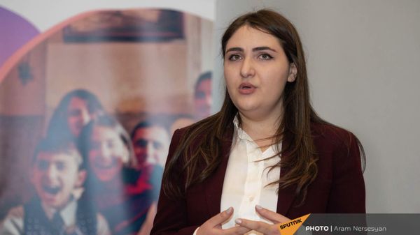 Զինծառայողների ապահովագրության հիմնադրամի փոխտնօրեն Տաթևիկ Յաղջյան - Sputnik Արմենիա