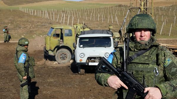 В Нагорном Карабахе при содействии российских миротворцев началось строительство нового водопровода для жителей отдаленных районов - Sputnik Армения