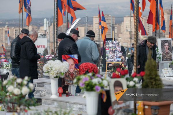 День армии в Ераблуре День армии в Ераблуре - Sputnik Армения